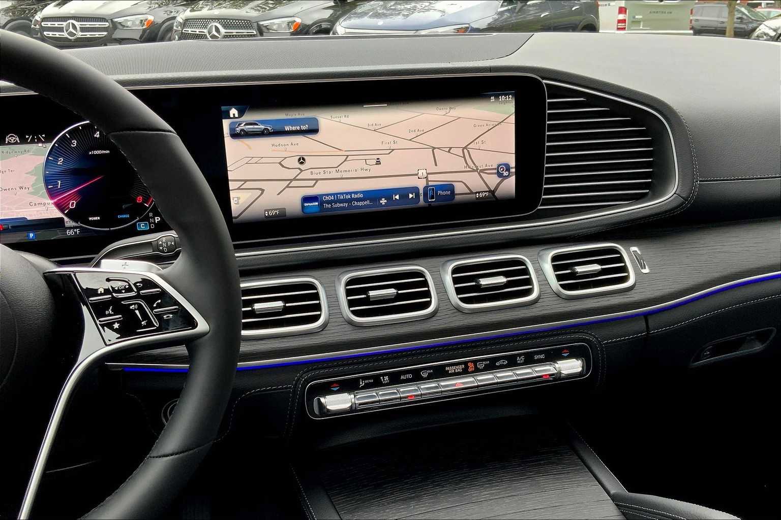 2026 Mercedes Benz GLE 450 4MATIC photo 6