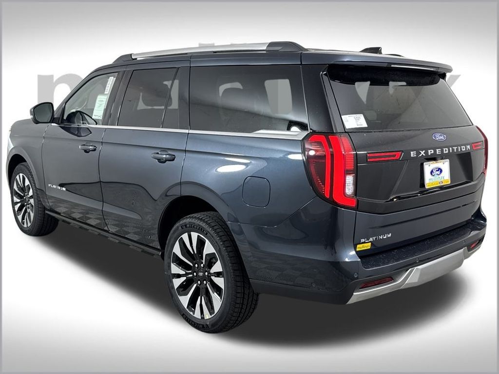 2025 Ford Expedition Platinum photo 2