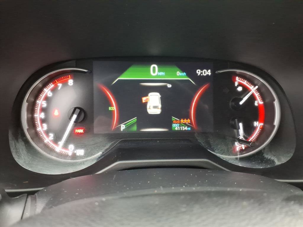 2024 Toyota RAV4 LE photo 9