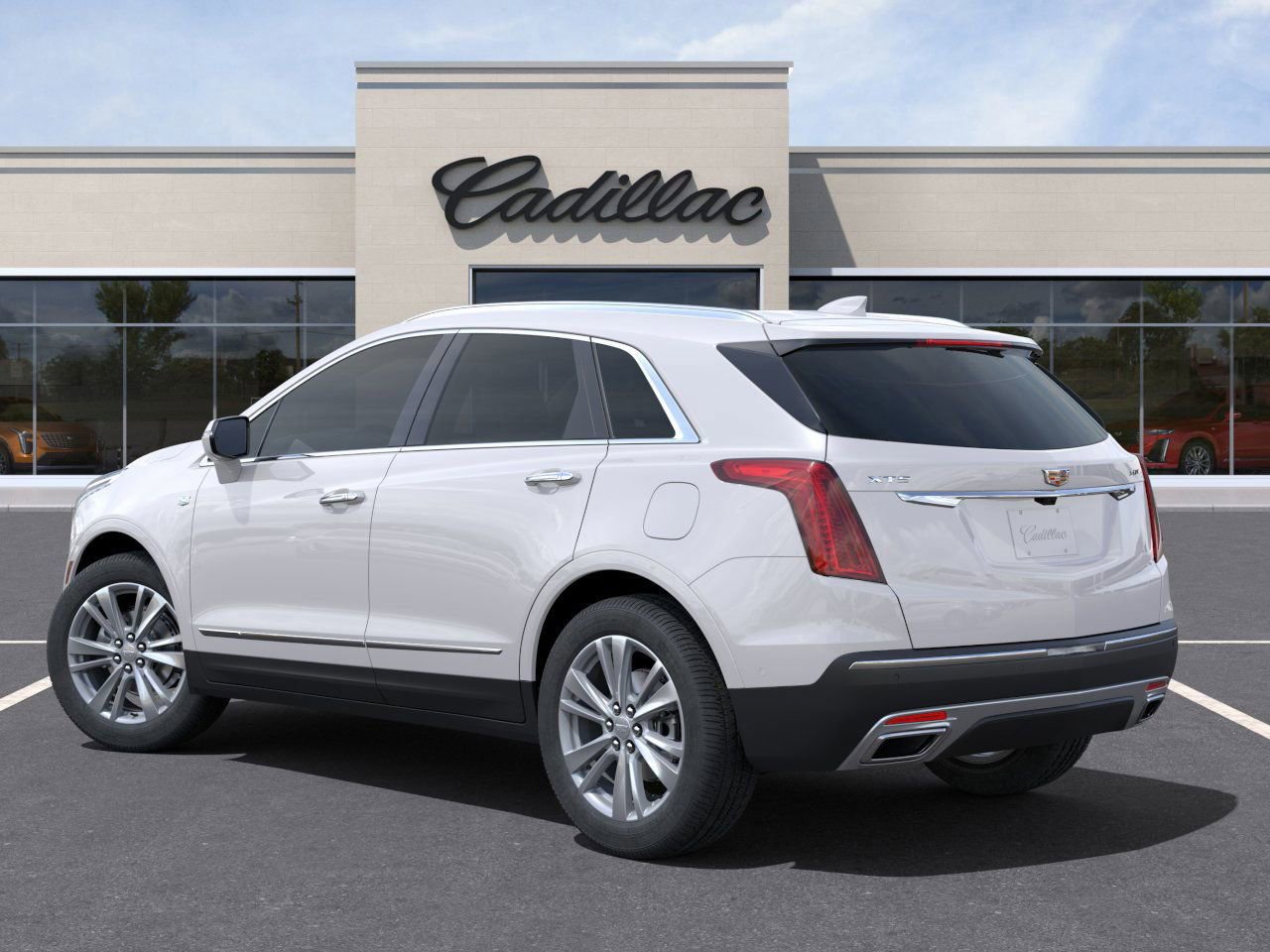 2025 Cadillac XT5 Premium Luxury photo 2
