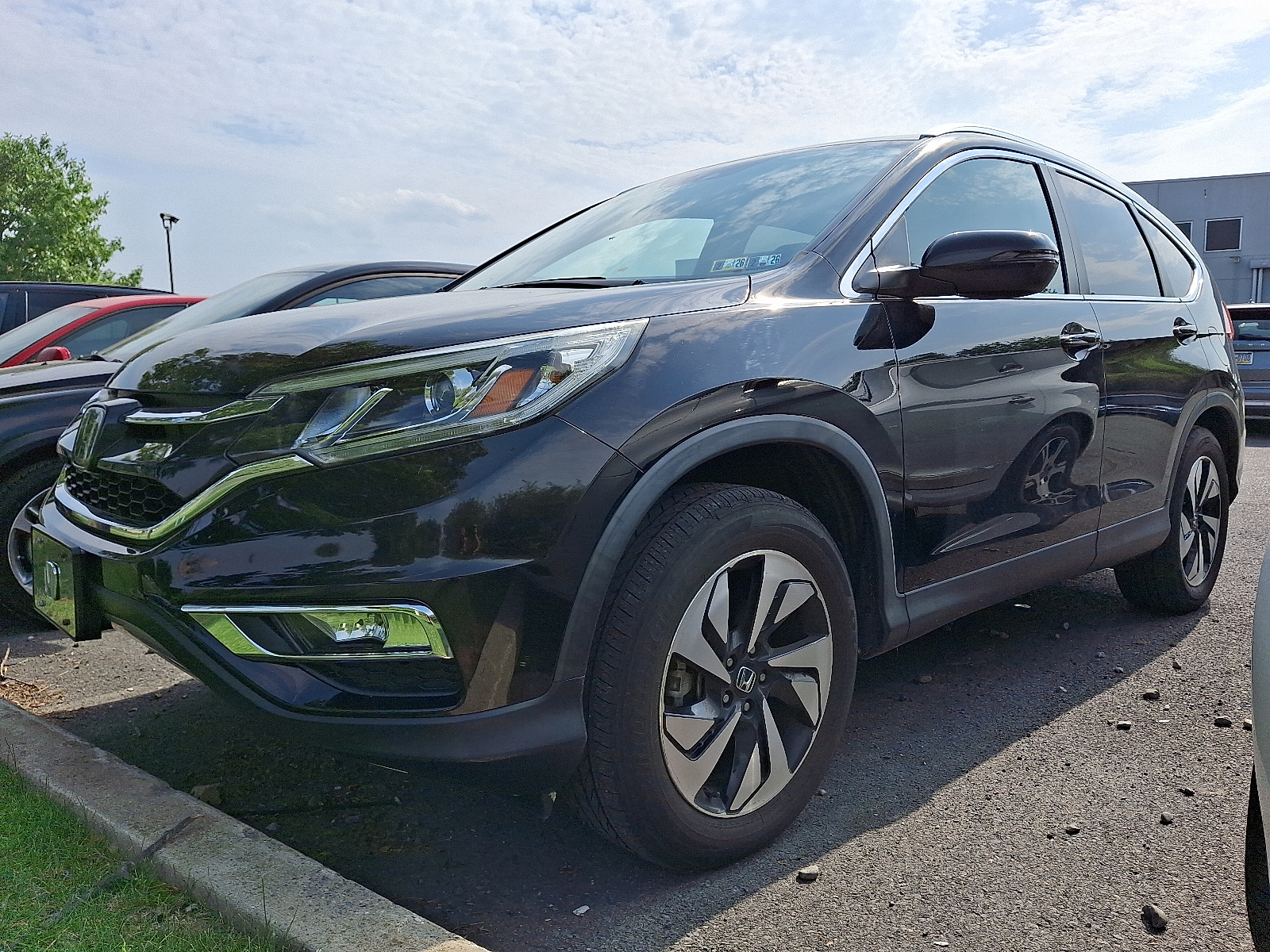 Used 2015 Honda CR-V Touring with VIN 5J6RM4H90FL122610 for sale in Nazareth, PA