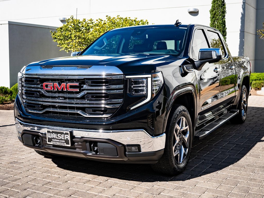 2022 GMC Sierra 1500 SLT's photo