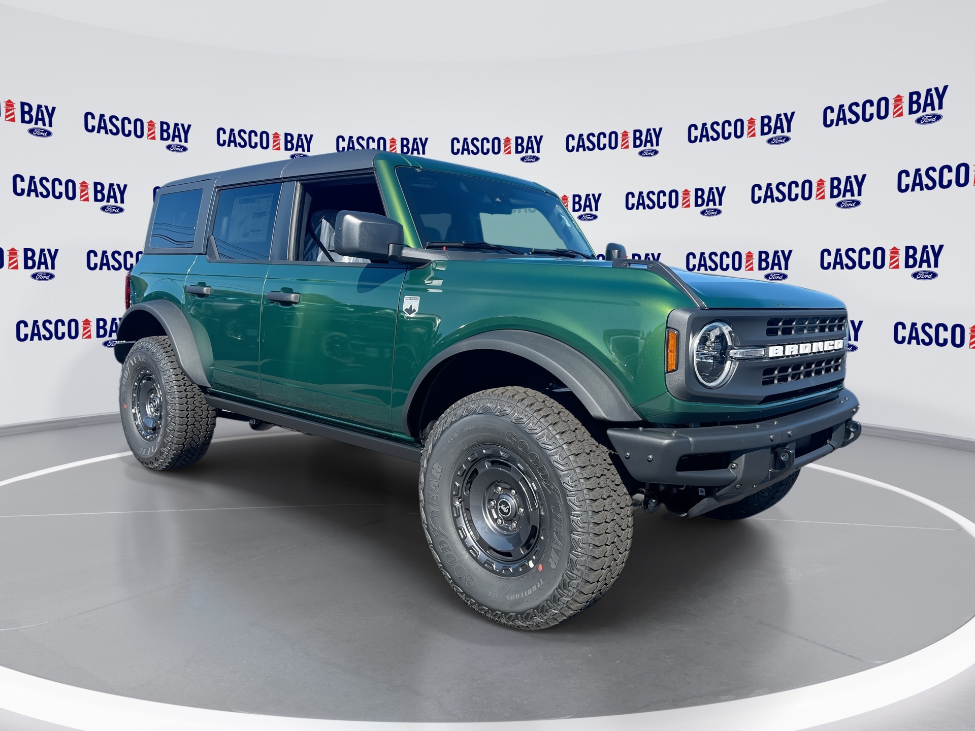 2025 Ford Bronco 4-Door Big Bend's photo