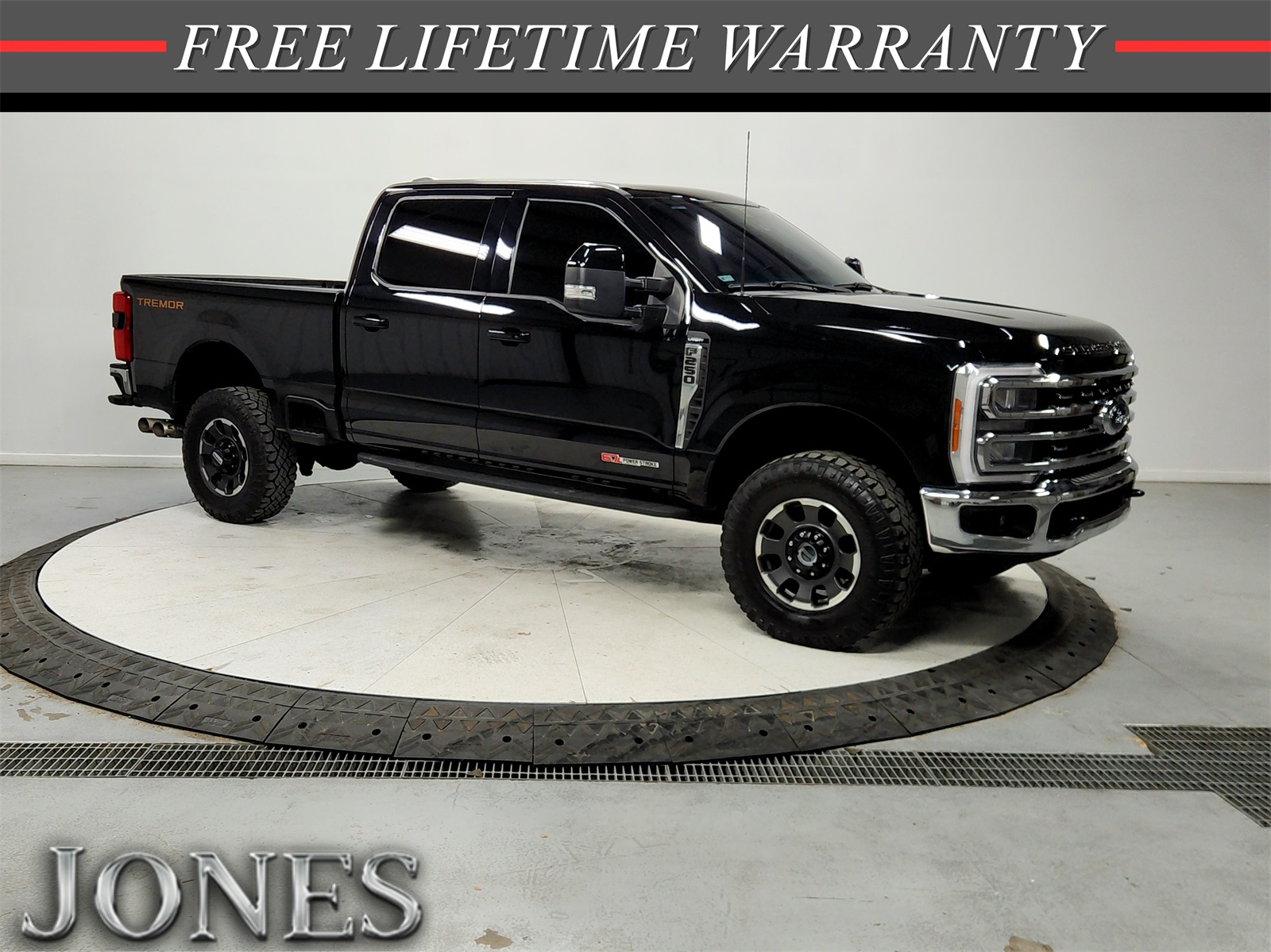 2023 Ford F-250 Super Duty Lariat's photo