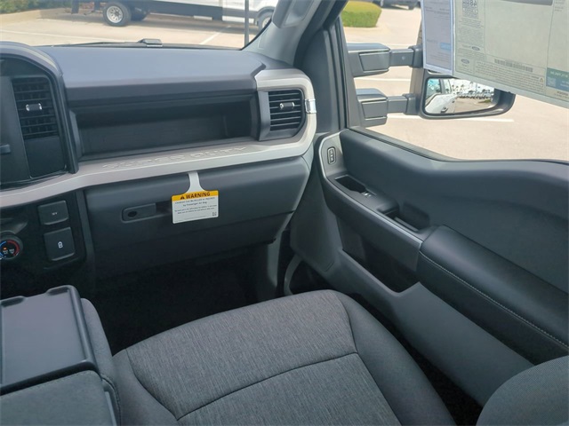 2026 Ford F-250 photo 17