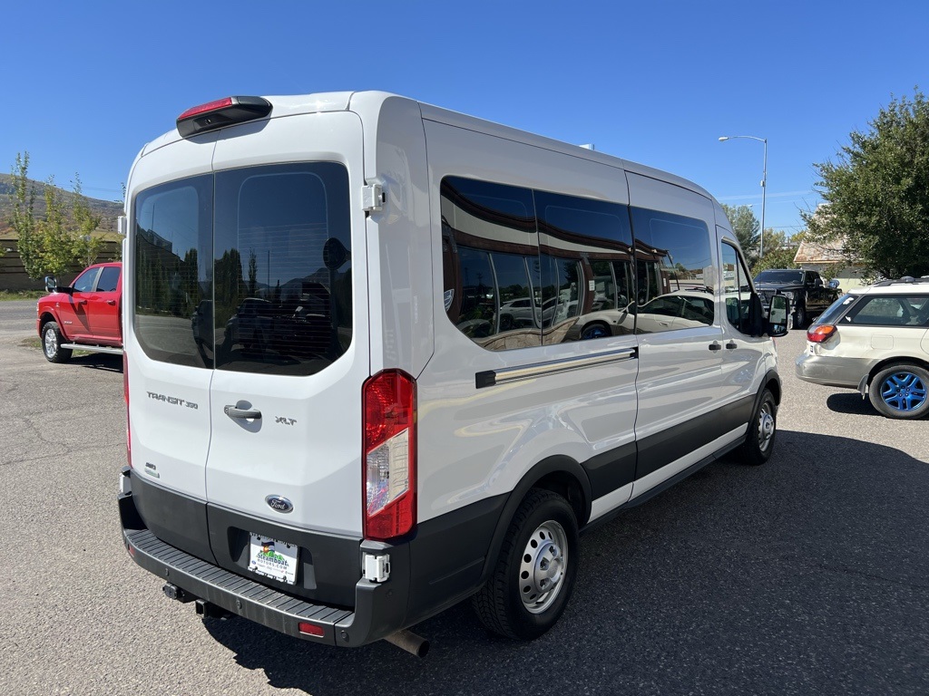 2023 Ford Transit XLT photo 2