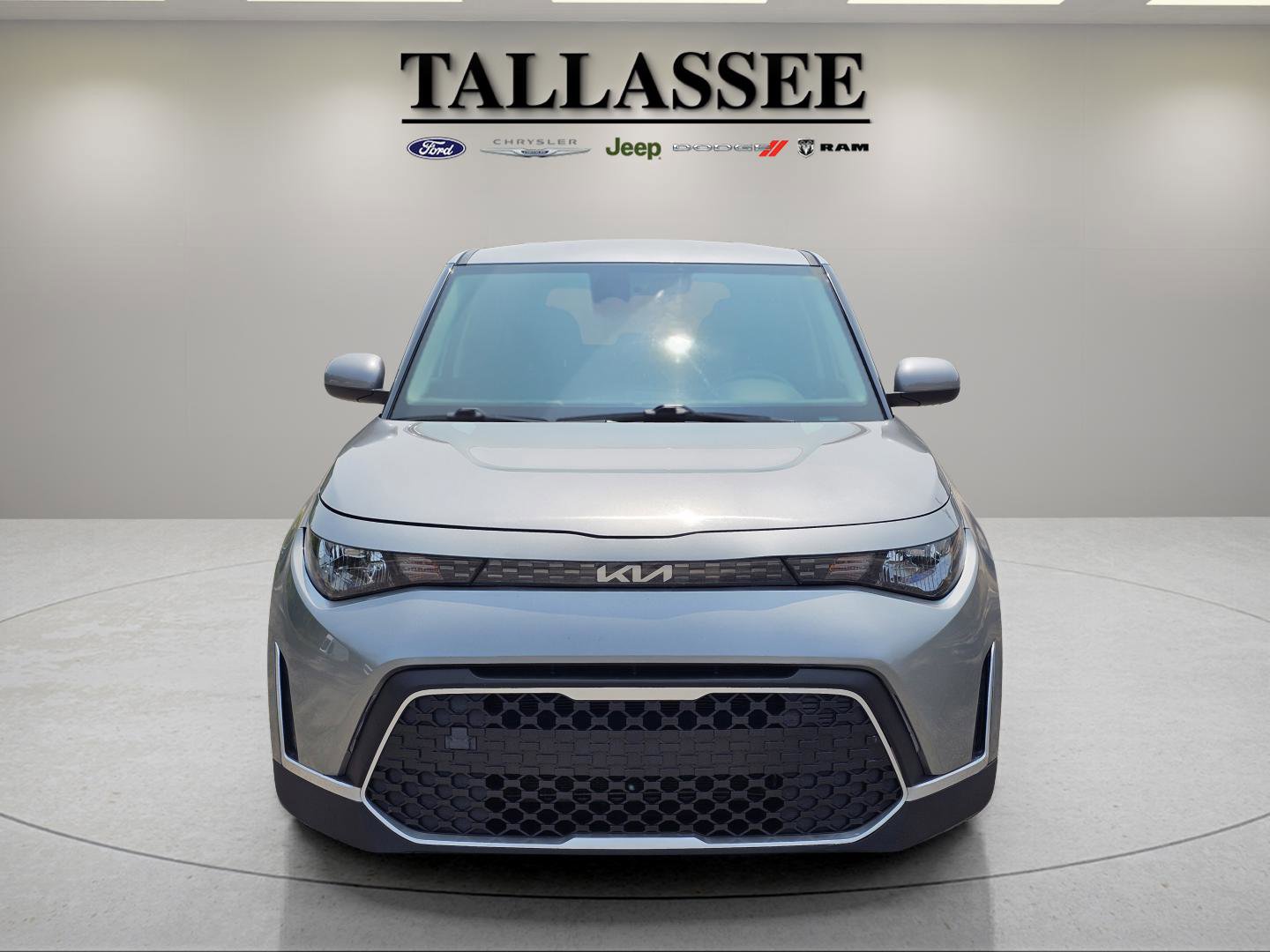 2023 Kia Soul LX photo 2