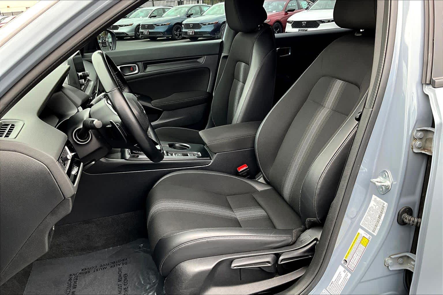 2022 Honda Civic Sport photo 4