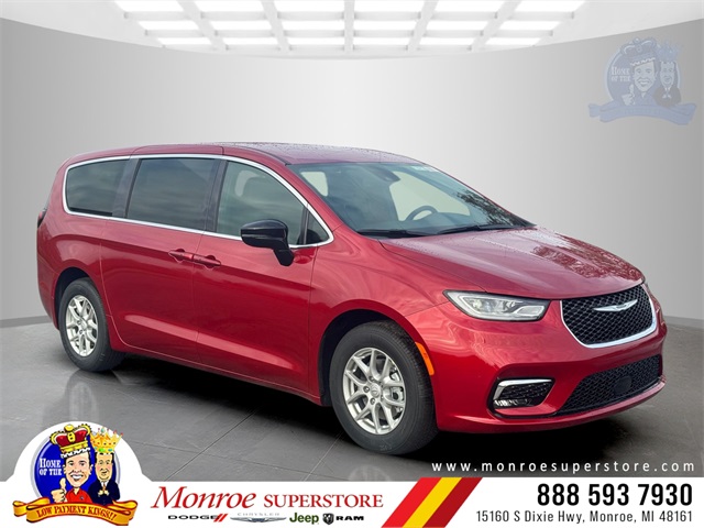 2026 Chrysler Pacifica Select's photo
