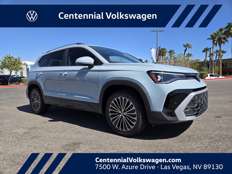 2025 Volkswagen Taos SE's photo