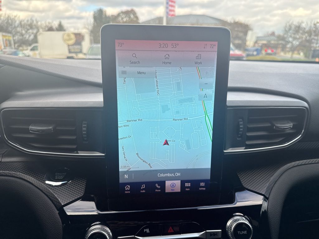 2024 Ford Explorer ST photo 4