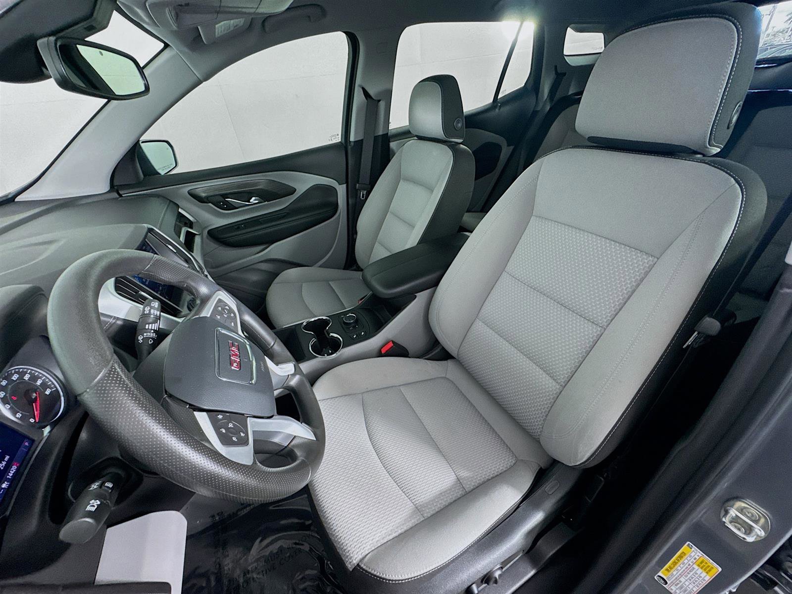 2023 Gmc Terrain SLE photo 11