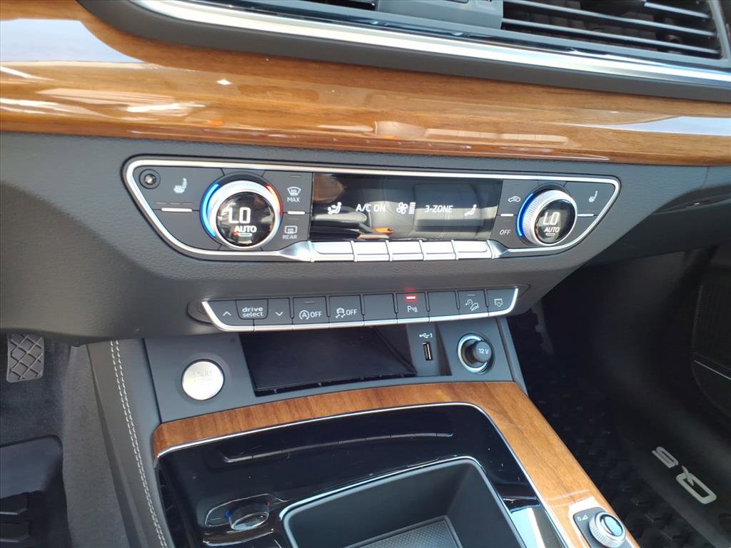 2023 Audi Q5 S line Premium Plus photo 18