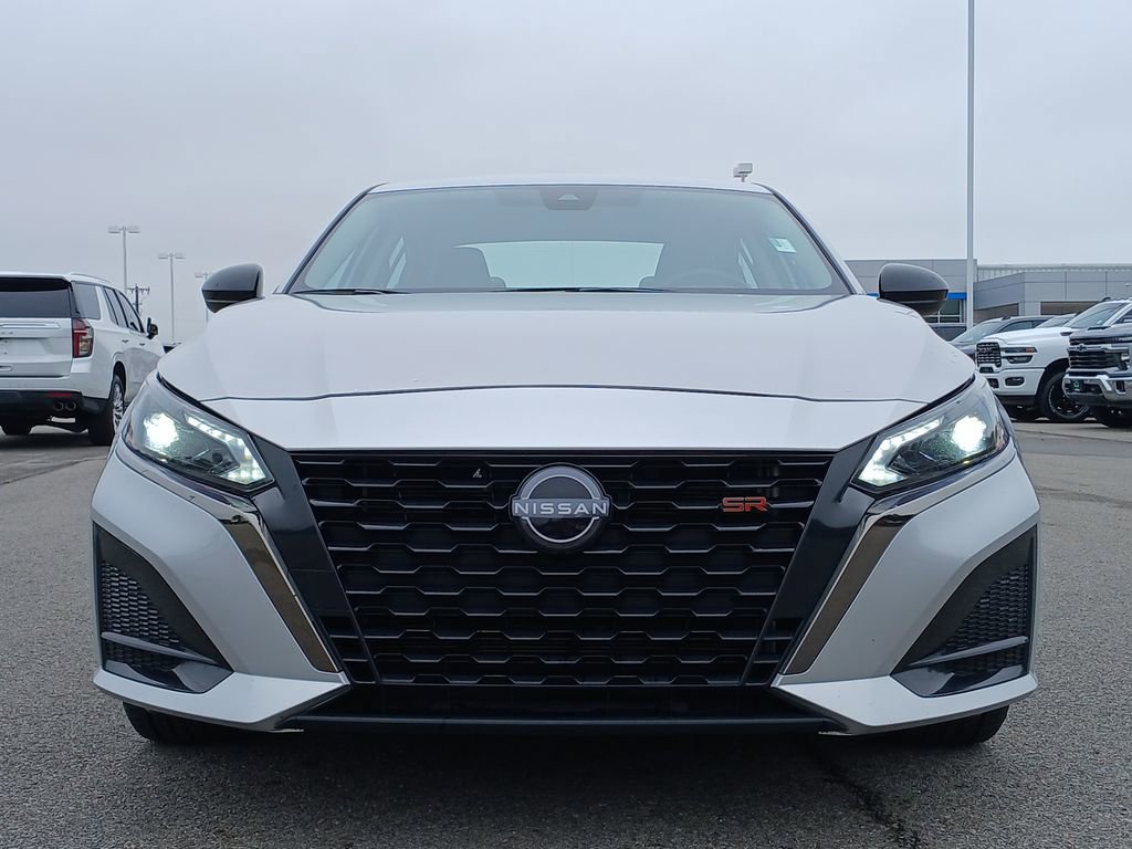 2024 Nissan Altima 2.5 SR photo 28