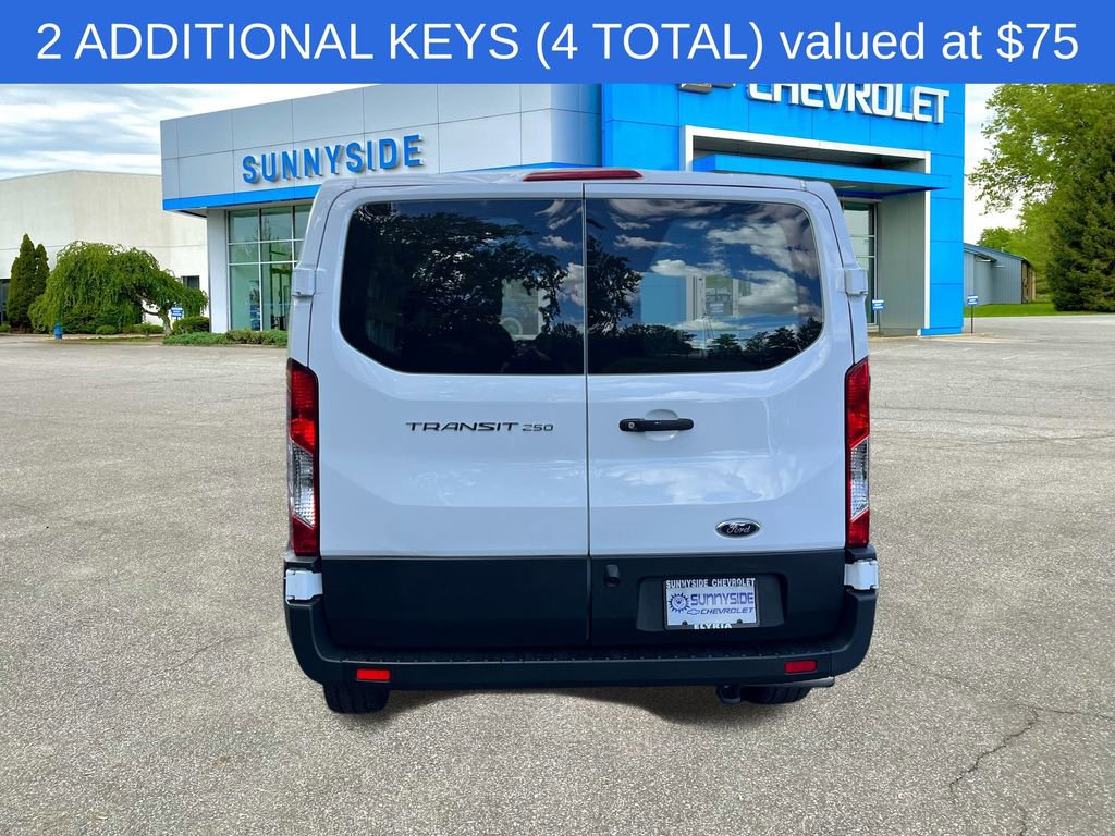 2024 Ford Transit Cargo Van photo 4