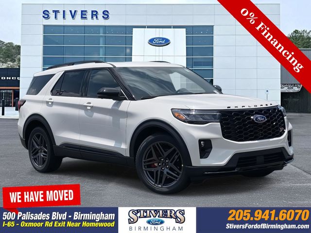 2025 Ford Explorer ST's photo