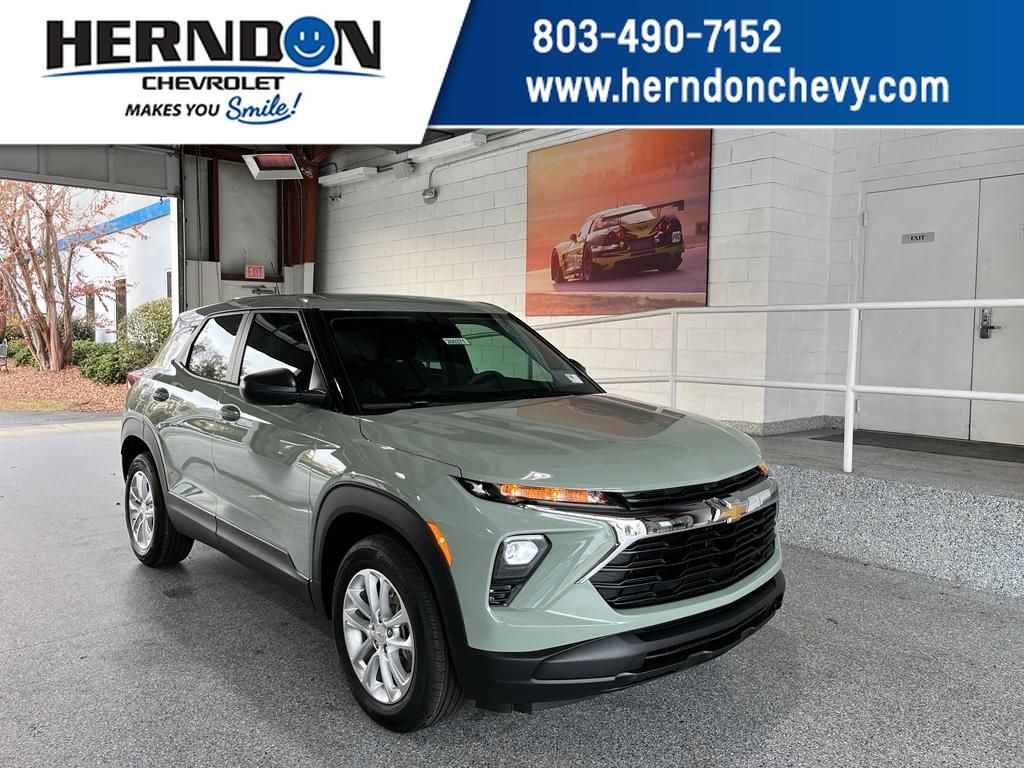 2026 Chevrolet Trailblazer LS's photo