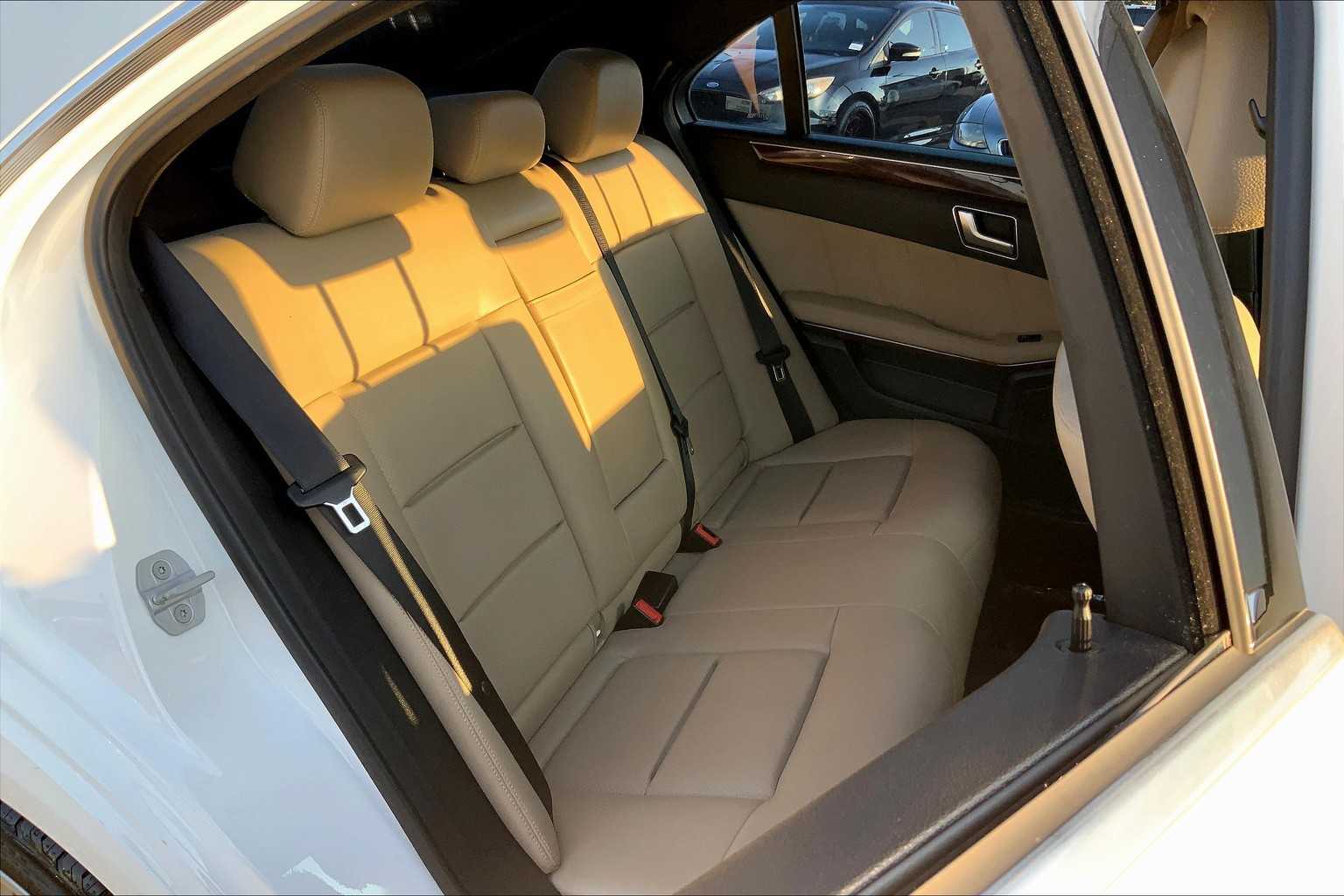 2013 Mercedes Benz E 350 Sport photo 18