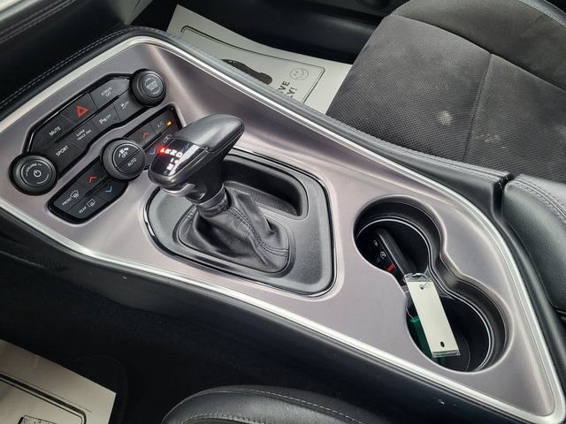 2022 Dodge Challenger GT photo 17