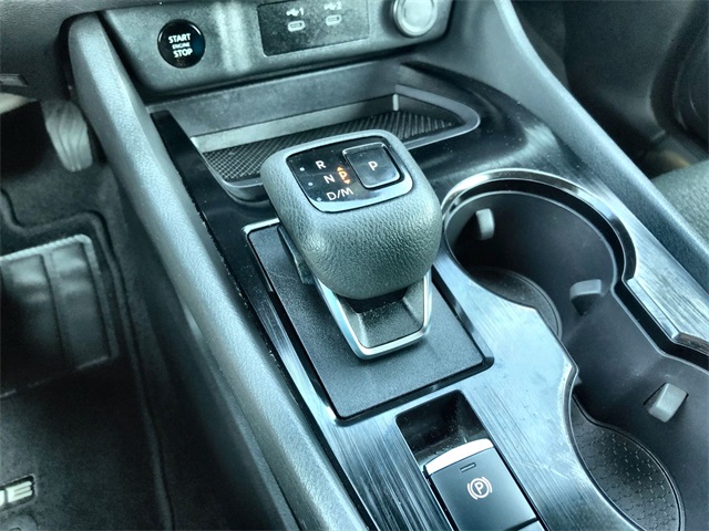 2024 Nissan Rogue SV photo 10