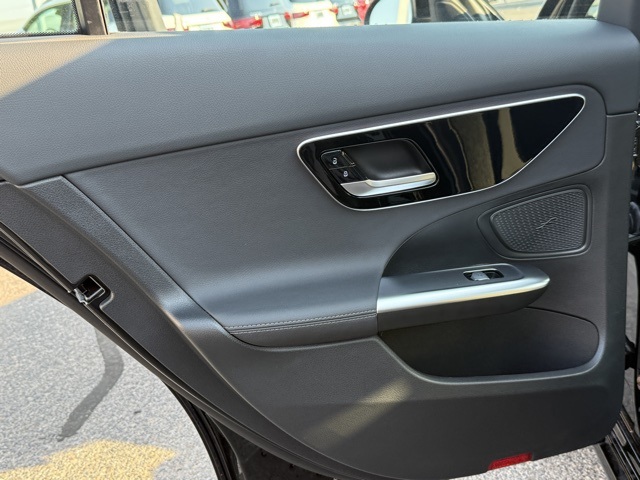 2025 Mercedes Benz C 300 4MATIC photo 24