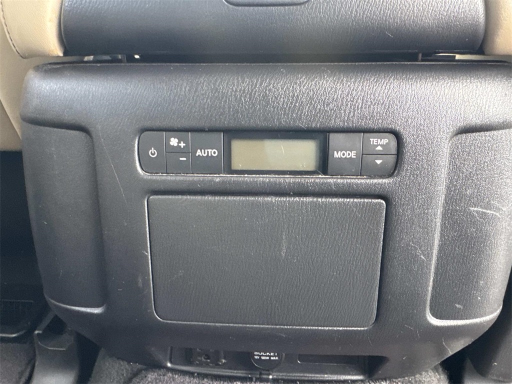 2021 Nissan Armada SL photo 22
