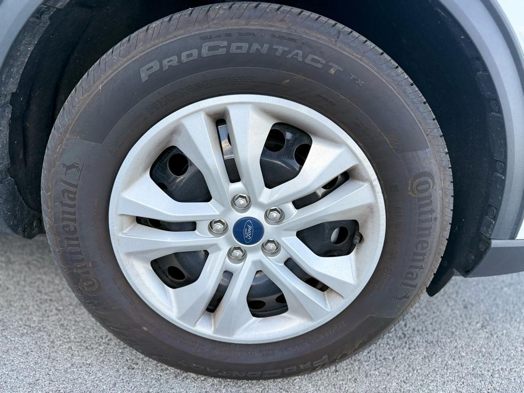 2023 Ford Escape Base photo 3