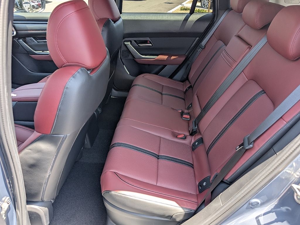 2025 Mazda CX-50 Premium Plus photo 16