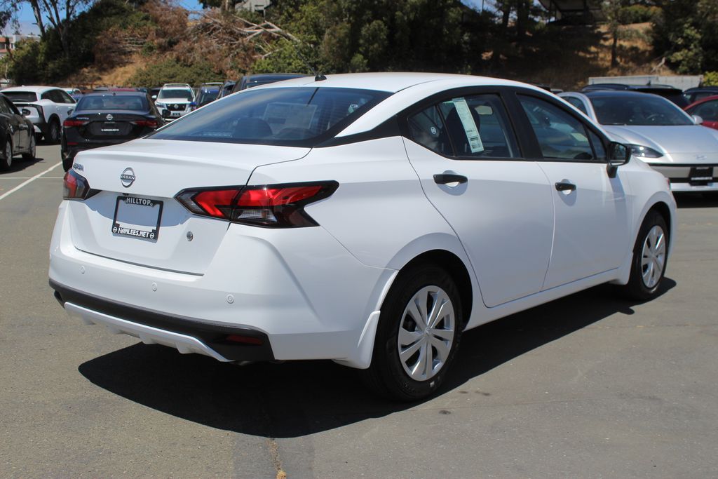 2025 Nissan Versa 1.6 S photo 6