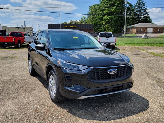 2025 Ford Escape Active photo 2