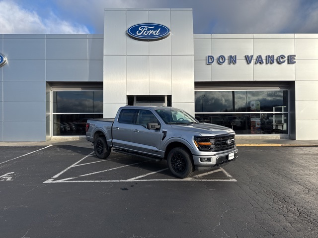 2025 Ford F-150 XLT's photo