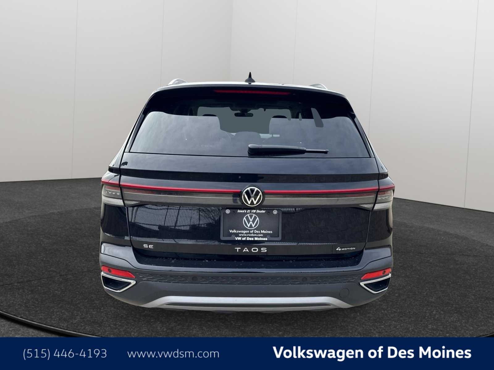 2025 Volkswagen Taos SE photo 5