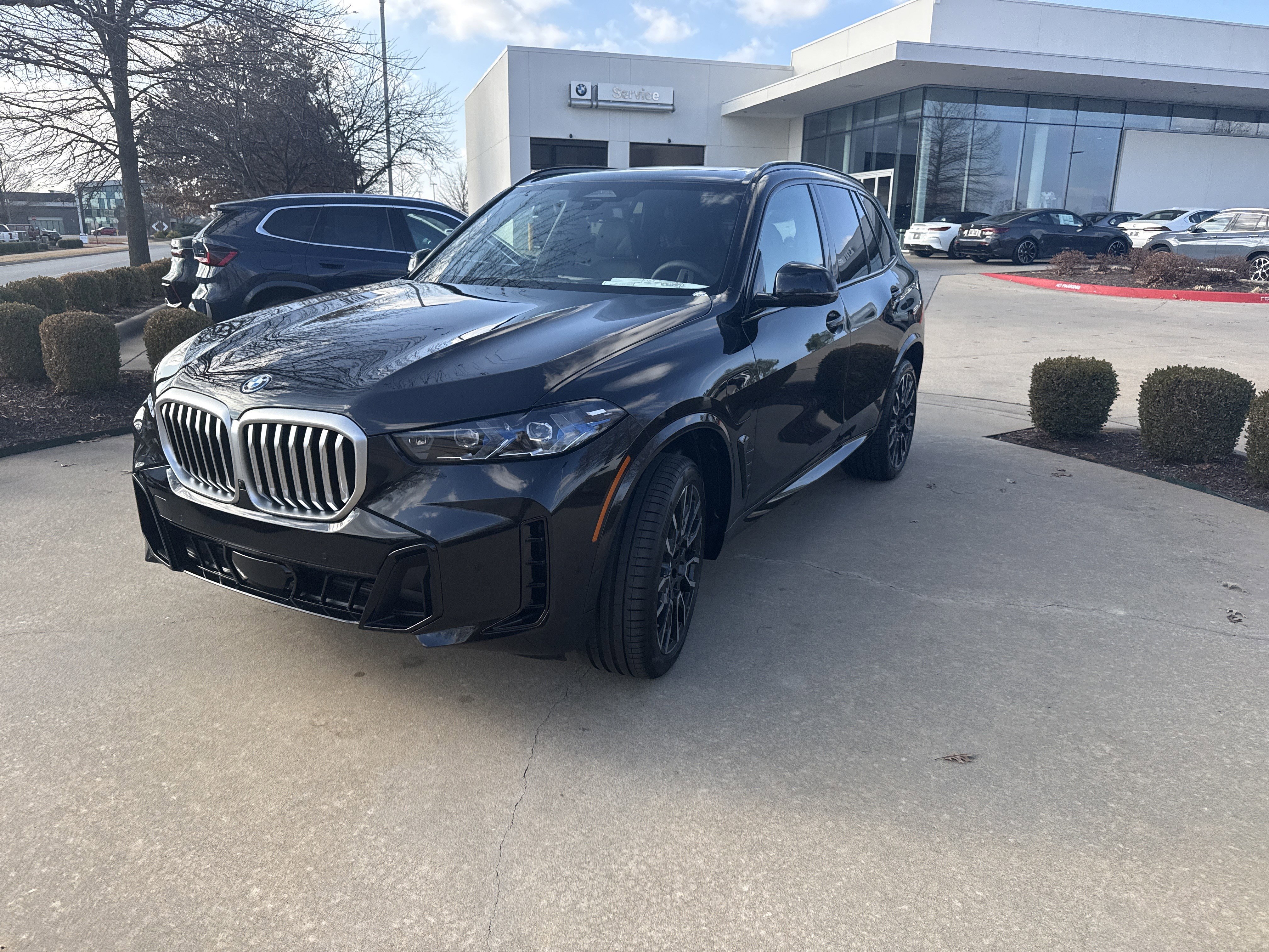 2026 BMW X5 50e's photo