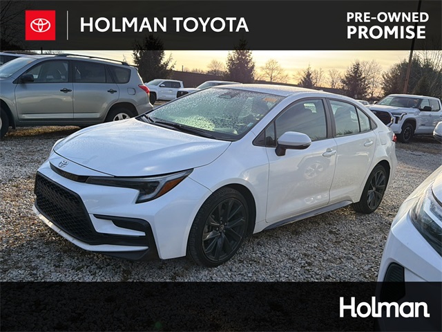 2024 Toyota Corolla SE's photo