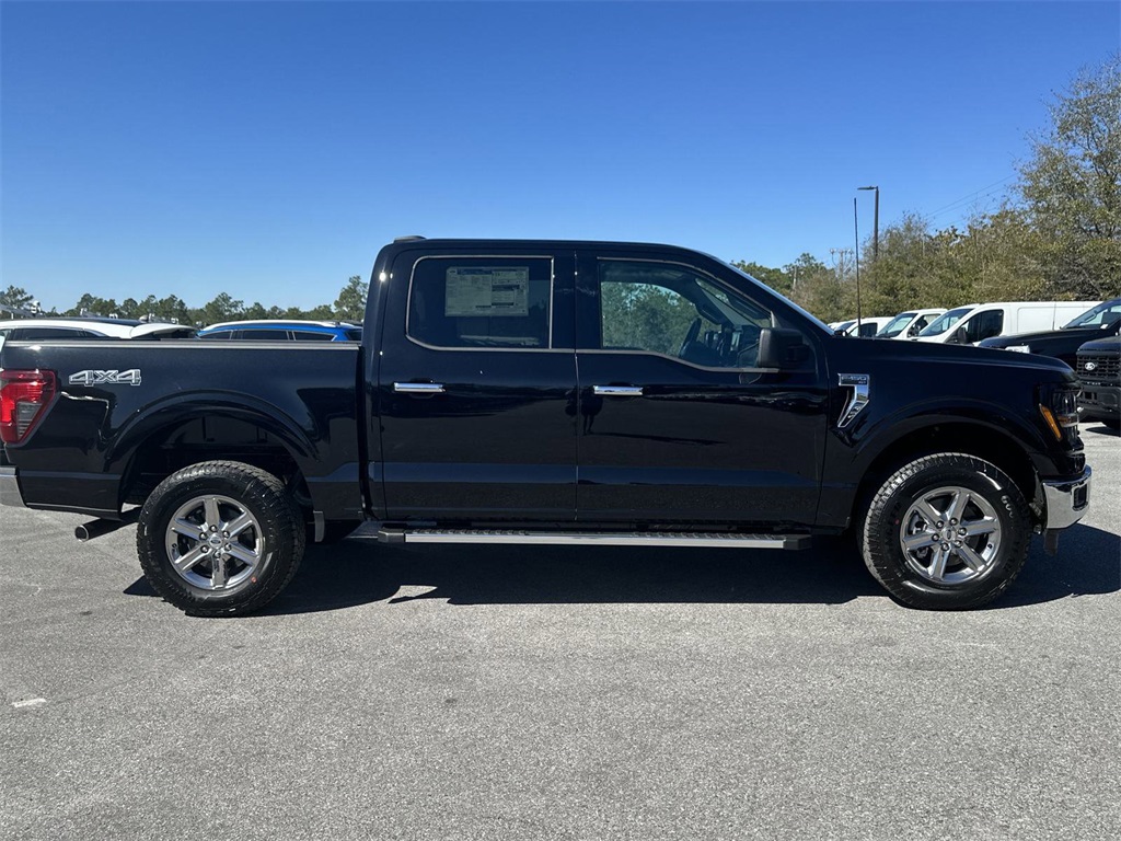 2025 Ford F-150 XLT photo 3