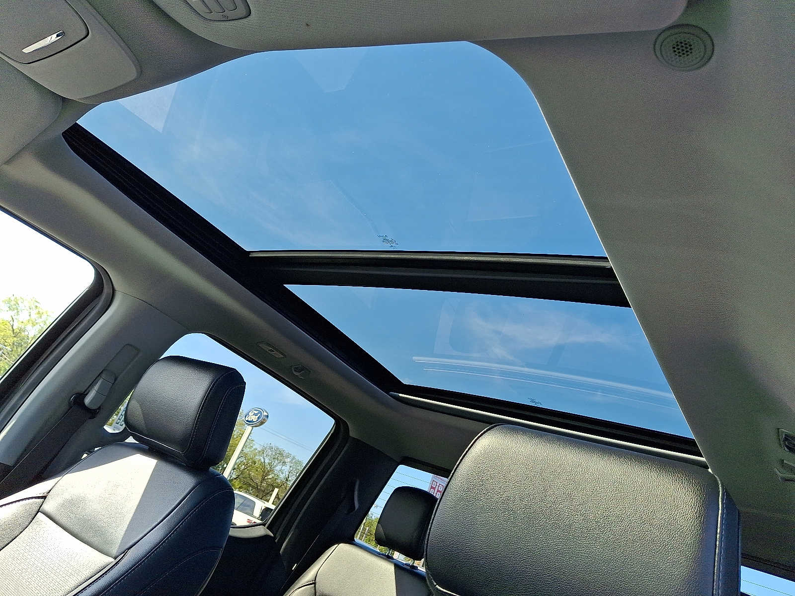 2022 Ford F-150 Lariat photo 15