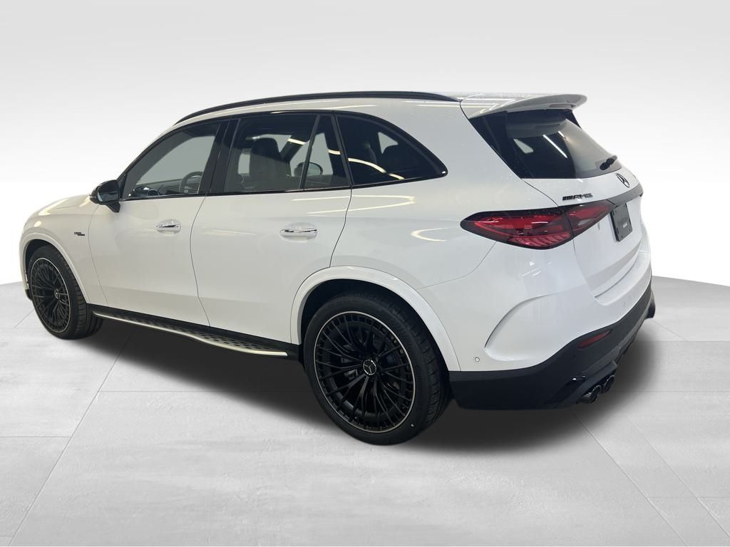 2025 Mercedes Benz GLC AMG 43 4MATIC photo 3