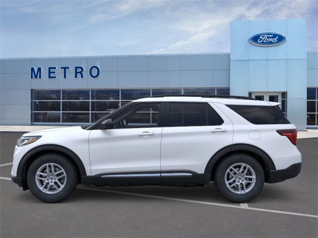 2025 Ford Explorer photo 4