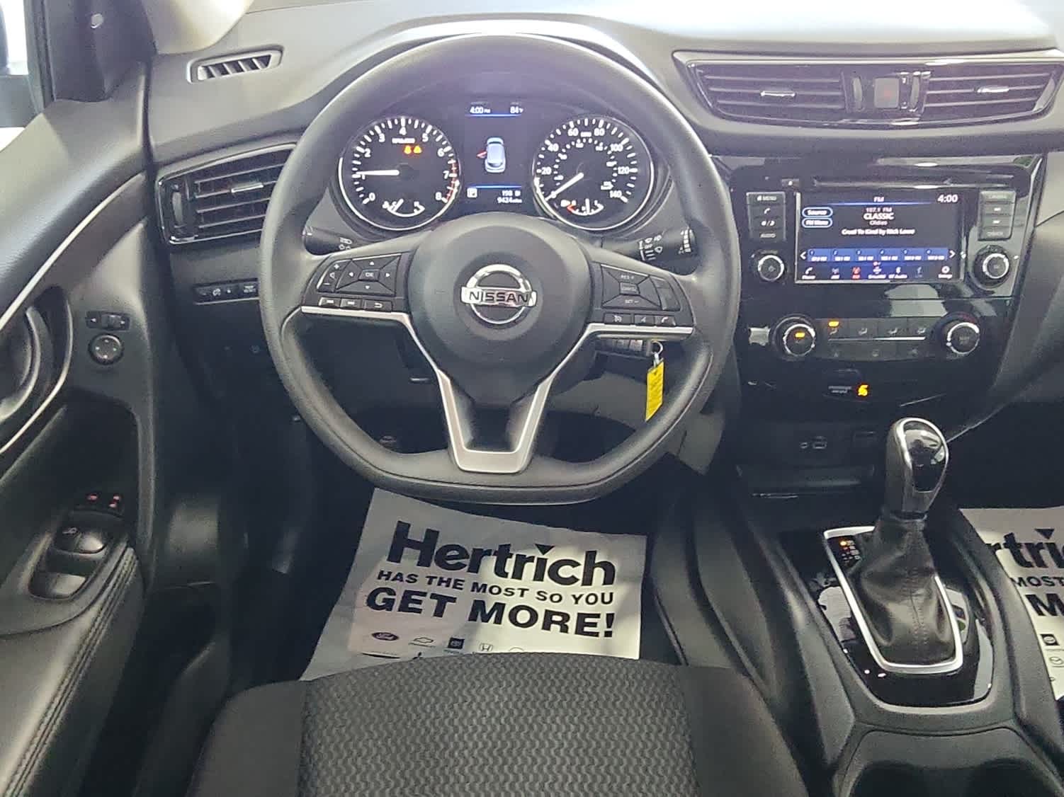 2021 Nissan Rogue Sport S photo 8