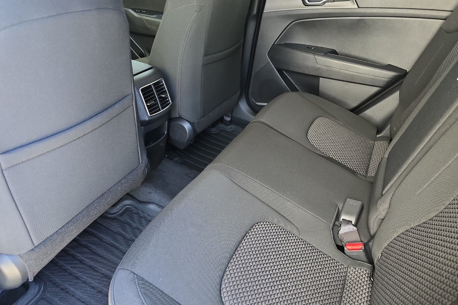 2025 Kia Sportage Hybrid LX photo 8