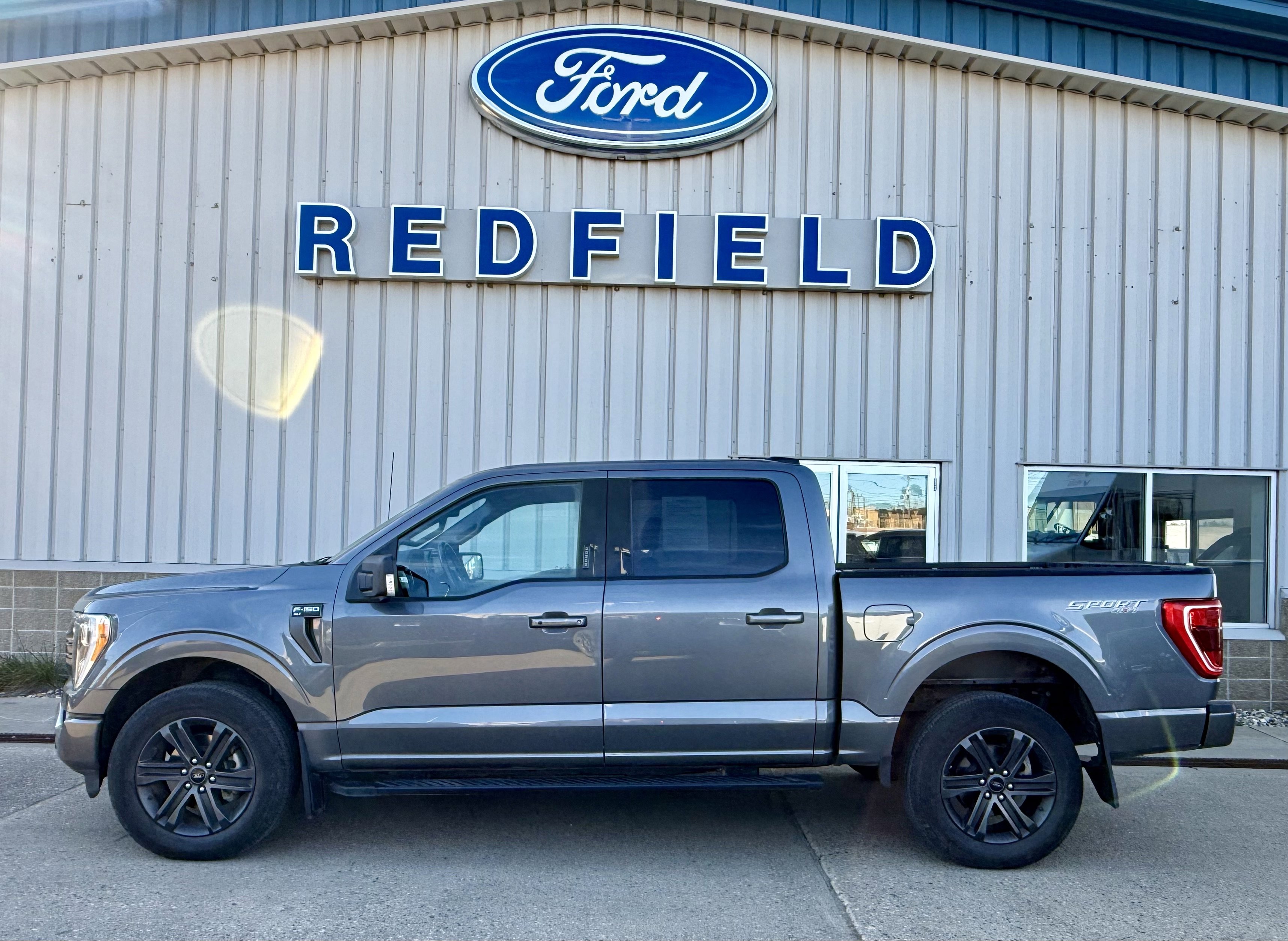 2022 Ford F-150 XLT's photo