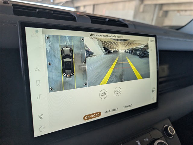 2025 Land Rover Defender 110 S photo 8