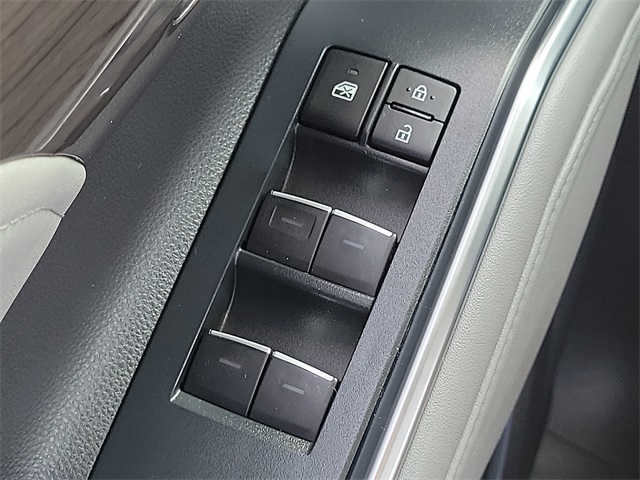 2022 Toyota Highlander Platinum photo 23