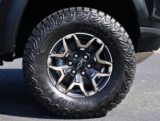 2025 Chevrolet Colorado ZR2 photo 19