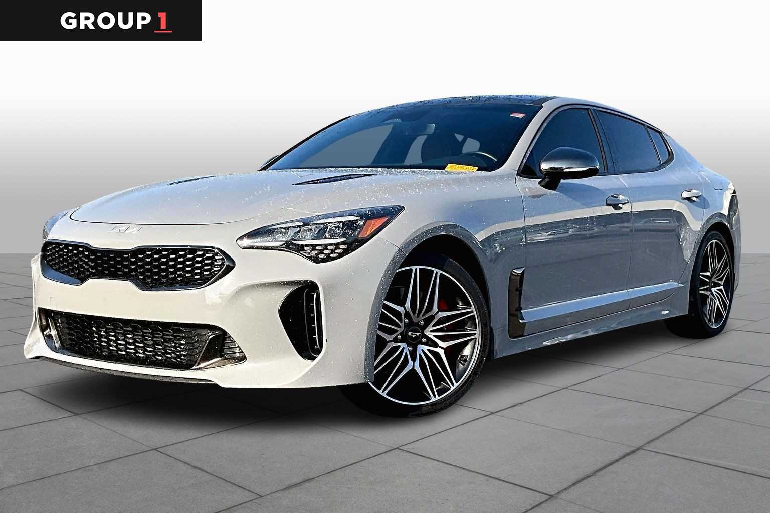 2022 Kia Stinger GT1's photo