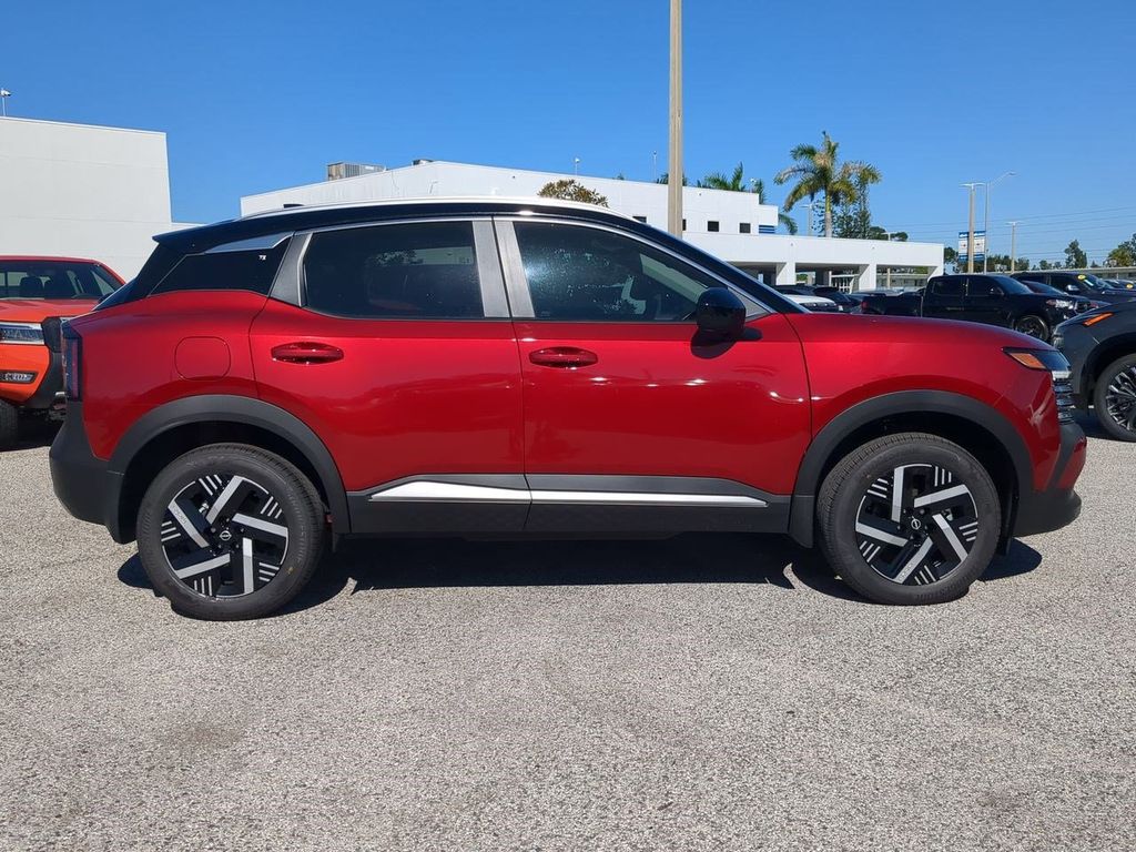 2026 Nissan Kicks SV photo 4