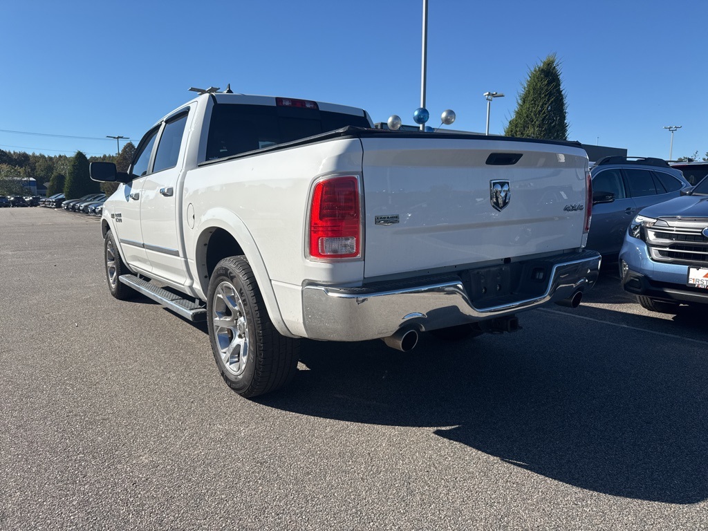 2018 Ram 1500 Laramie photo 3