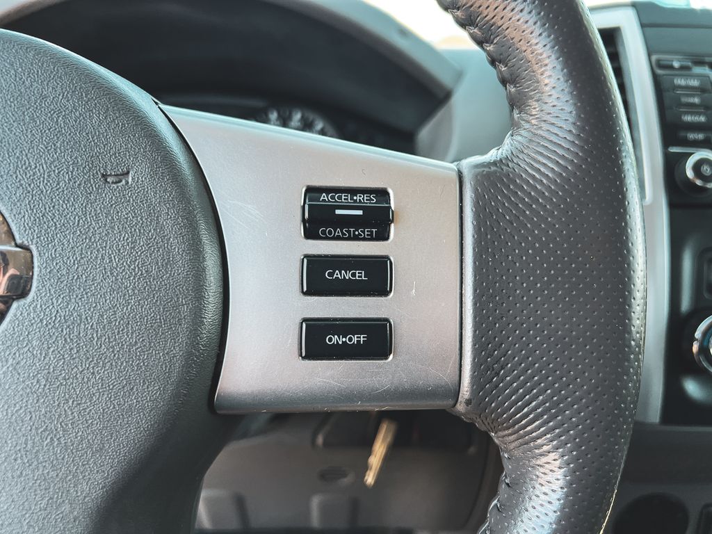 2017 Nissan Frontier SV photo 19