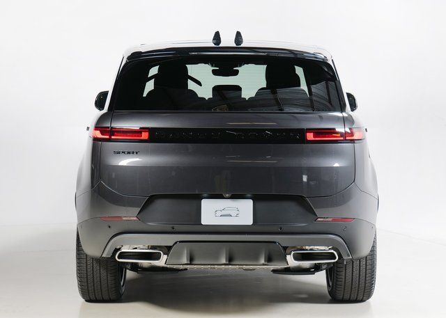 2025 Land Rover Range Rover Sport SE photo 7