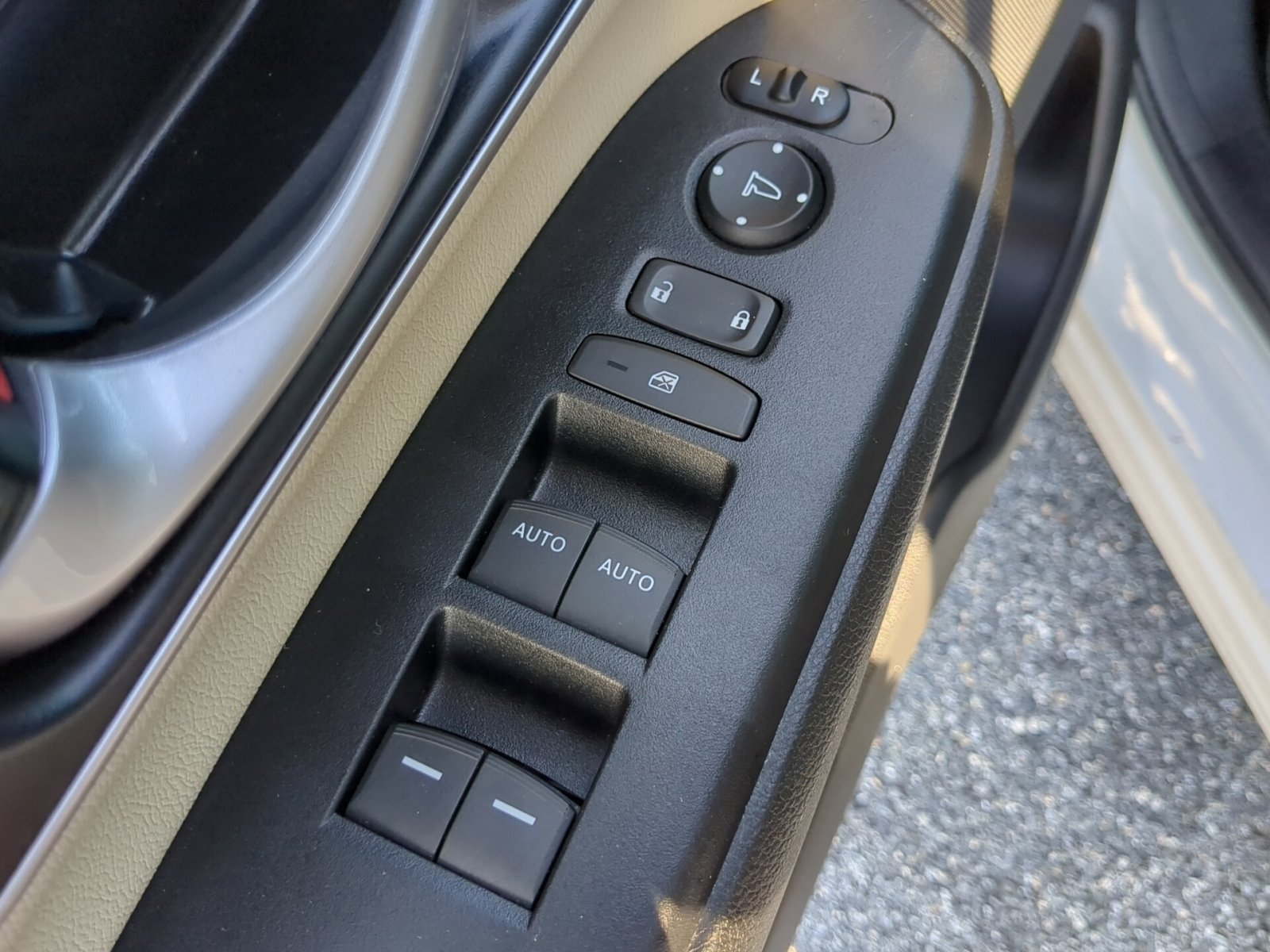 2022 Honda CR-V EX-L photo 21